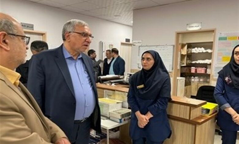 بازدید وزیر بهداشت از نحوه خدمترسانی بیمارستان امام خمینی(ره) فیروزکوه