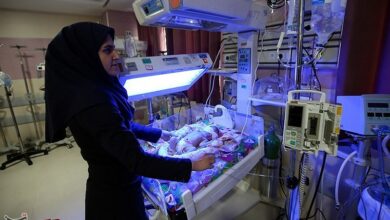 فعالیت 270000 پرستار در ایران/ نیاز به جذب سالانه 15000 پرستار برای جبران کمبود نیرو