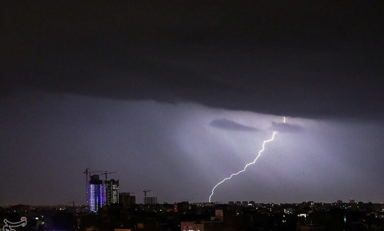 فوت 4 نفر بر اثر اصابت صاعقه در سال 1403