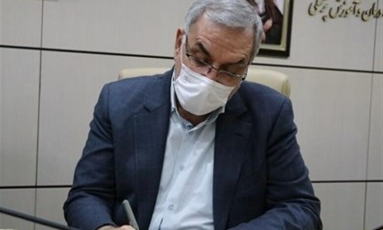 قدردانی وزیر بهداشت از تلاش ماماها برای جوانسازی جمعیت