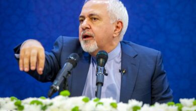 ظریف: یک ایرانی را هیچ وقت نباید تهدید کرد/ اجازه ندهید اقلیت بر اکثریت حکومت کنند