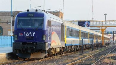 3مصدوم در برخورد قطار مسافربری با سکو در میدان راه آهن