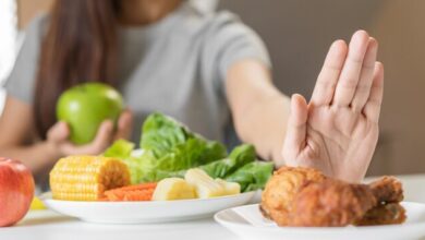 "من ناهار و شام نمی خورم، چرا وزنم کم نمی شود؟" / پاسخ یک کارشناس