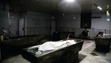 سالن تشریح پزشکی قانونی؛زندگی‌ زیر سایه مرگ با حقوقی درحدبقا