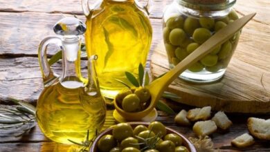 عوارض جانبی مصرف بیش از حد روغن زیتون چیست؟