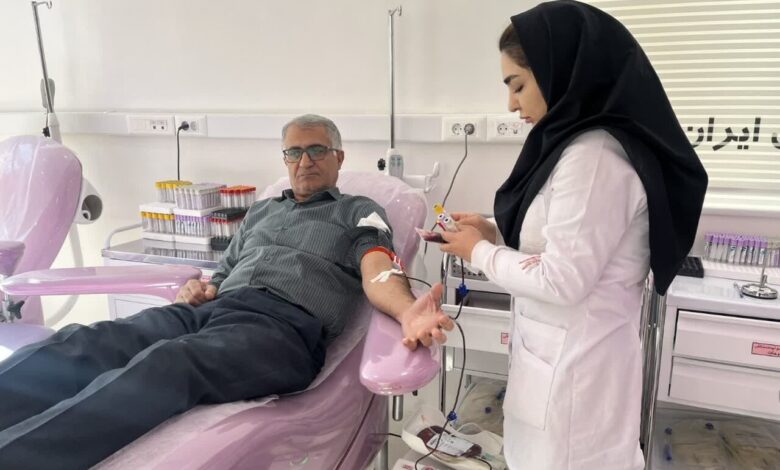مراکز انتقال خون در سراسر کشور توسط اهدا کنندگان فعال و مورد استقبال قرار می گیرد