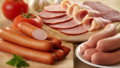 محصولات گوشتی استفاده شده از پروانه آماده استفاده