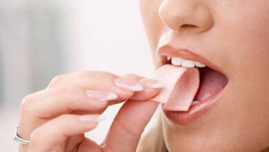 آدامس نباش!