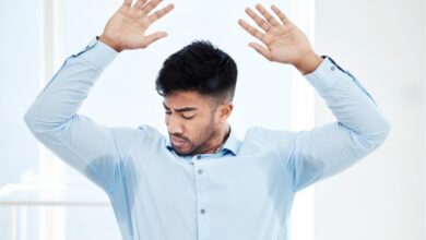 این غذاها باعث می شود بدن بوی بد بدی/ راه حل چیست؟