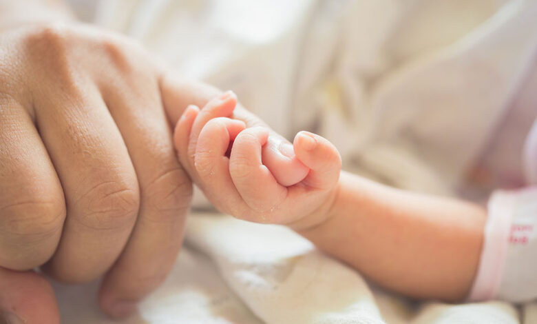 دانشگاه علوم پزشکی و خدمات درمانی شیراز | 15 مرحله عملی برای جلوگیری از افسردگی پس از زایمان