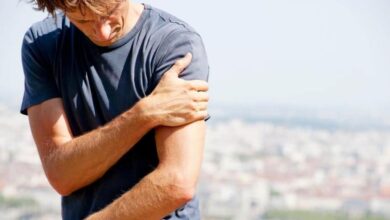 شایع ترین دلایل درد دست چپ و روش درمان