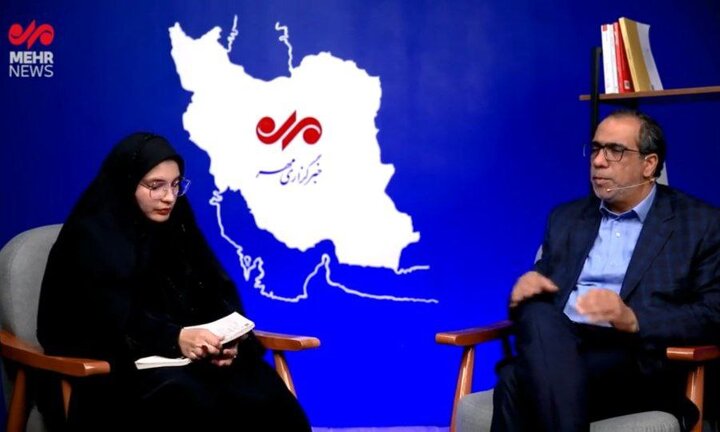 حمایت از نیمی از