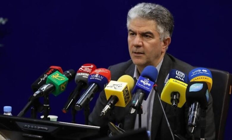 اذعان معاون درمان به اختلاف درآمد ماماها و متخصصین زنان