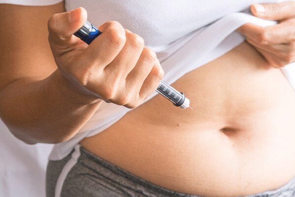 از آمپول های تزریقی برای لاغری استفاده کنید. بله یا نه؟