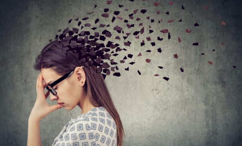 چرا برخی از افراد در سنین میانسالی وارد زوال عقل می شوند؟