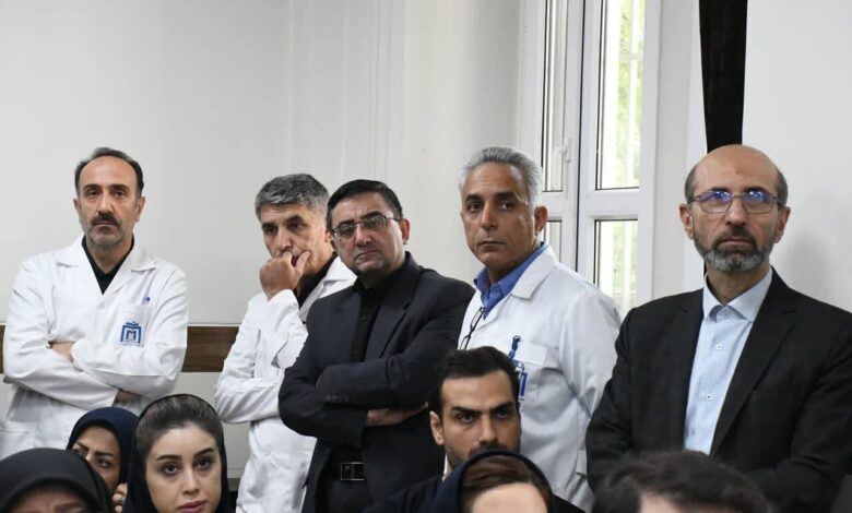 یادبود شهید شیروانی با وزیر بهداشت + عکس