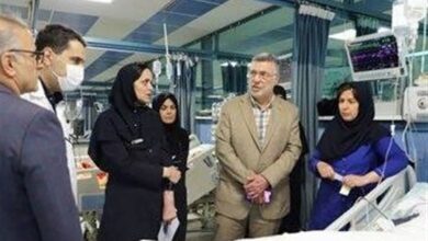 عیادت وزیر بهداشت از مجروحان حمله رژیم صهیونیستی در تهران