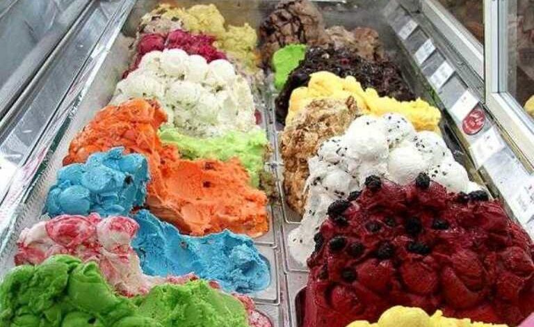 چرا از رنگهای مصنوعی ممنوع در تولید بستنی استفاده نمی کنیم؟