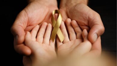 مروری بر بیماری سرطان از طریق دریچه واقع گرایی