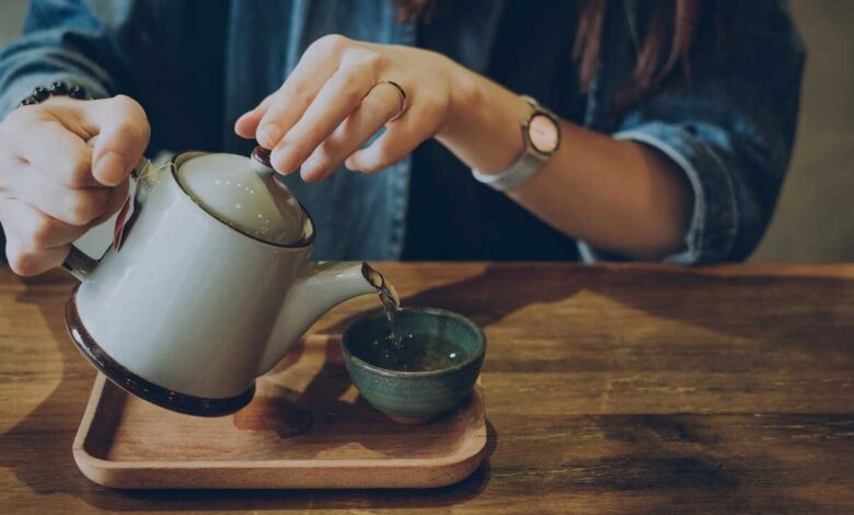 بهترین نوشیدنی ها برای کوچک کردن شکم