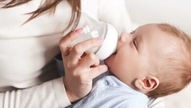 این علائم را در دختران جوان جدی بگیرید!