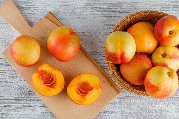 مزایا و خواص درمانی و زیبایی این میوه تابستانی