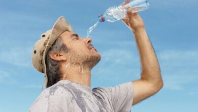 ۱۰ غذا و نوشیدنی های خنک برای روزهای گرم