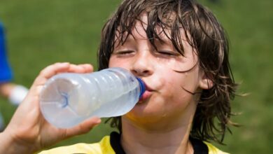 آب گرم ندهید و شربت/ گرما فقط برای خورشید/ نوشیدنی های طبیعی حاوی الکترولیت نیست