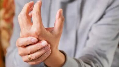 دستها -در دستان/ بیماران چه کاری انجام می دهند؟