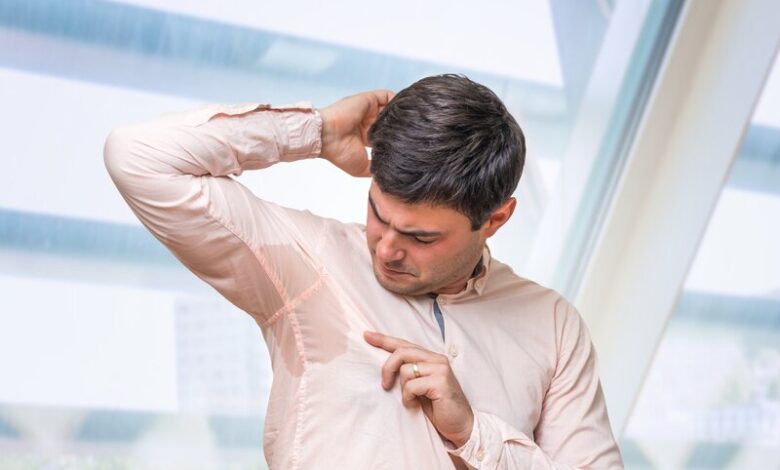 چه گیاهان به کاهش بوی عرق کمک می کنند؟