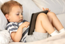 اگر تلفن دائماً در دست فرزند شما است ، این خبر ناگوار را نیز بخوانید!