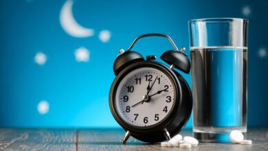 چه کسی نباید ملاتونین را مصرف کند؟