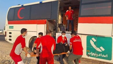 انحراف اتوبوس حامل زائران ایرانی در عراق/ 43 نفر مصدوم شدند