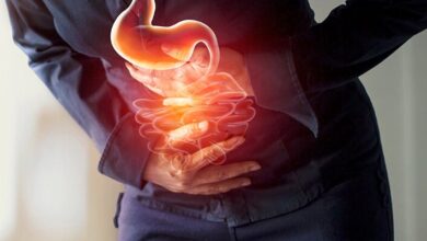 ۲ علائم هشدار سرطان معده