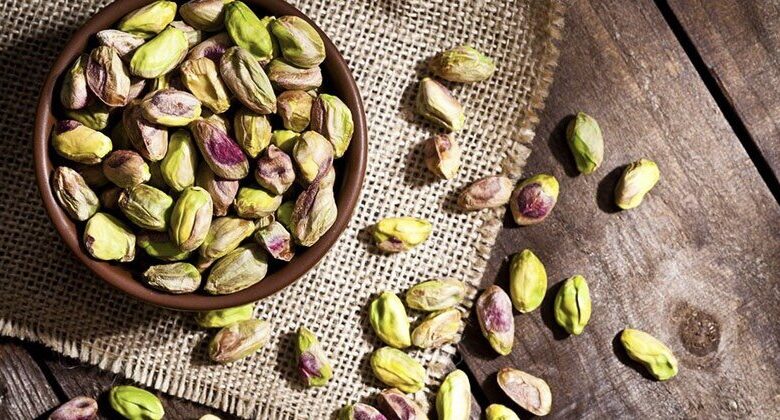 این افراد شبانه پسته نمی خورند!