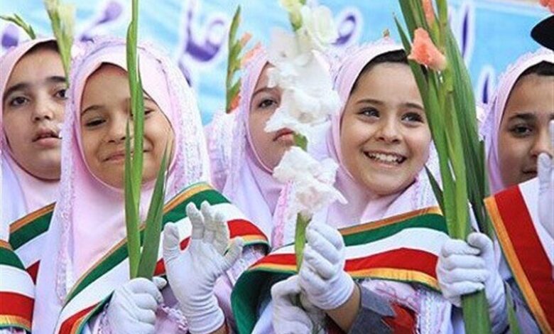 چگونه اضطراب جدایی کلاس‌اولی‌ها را مدیریت کنیم؟