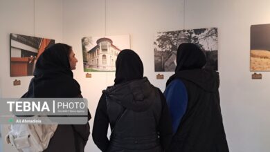 نمایشگاه آثار رهیدگان سوختگی با عنوان قاب قصه‌ها برگزار شد