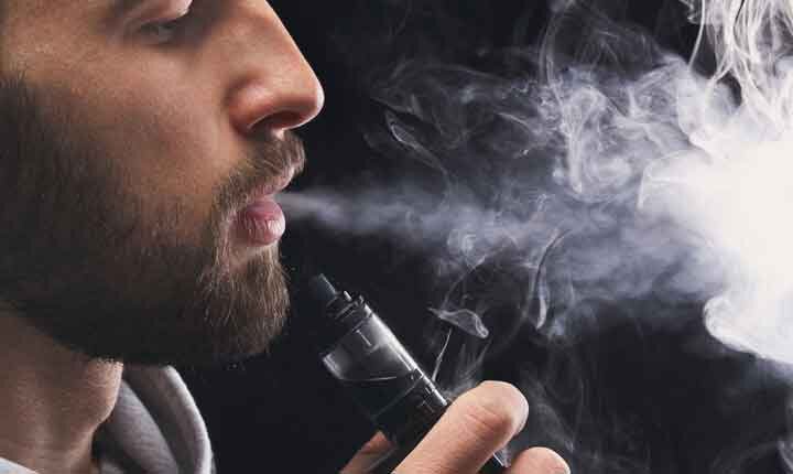 سیگار خطر ابتلا به پوسیدگی و بیماری‌های لثه را تا چهار برابر افزایش می‌دهد