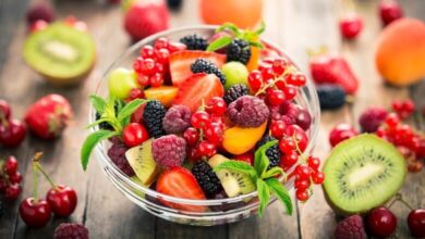 کدام میوه ها به بهبود سلامت قلب کمک می کنند؟