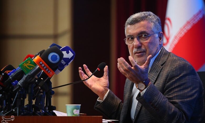 حضور دانشجویان در تصمیمگیریهای کلان منجر به مسئولیتپذیری آنها میشود