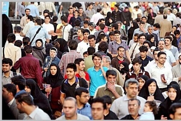 رشد جمعیت کشور کاهش یافته است/ شیوع بیماریها در دوره سالمندی