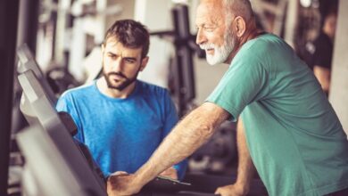 از پیشگیری از زخم رختخواب تا کاهش افسردگی در افراد مسن