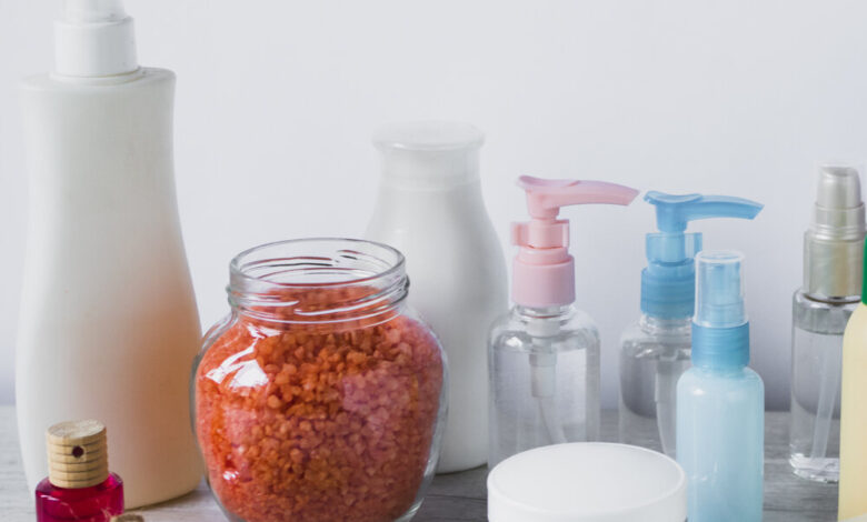 انتشار اسامی کرم‌های غیرمجاز پوست صورت و بدن