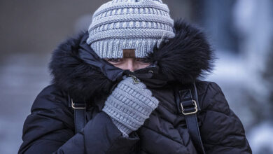 چگونه در هوای بسیار سرد لباس بپوشیم تا گرم بمانیم؟ - کفش EXIST