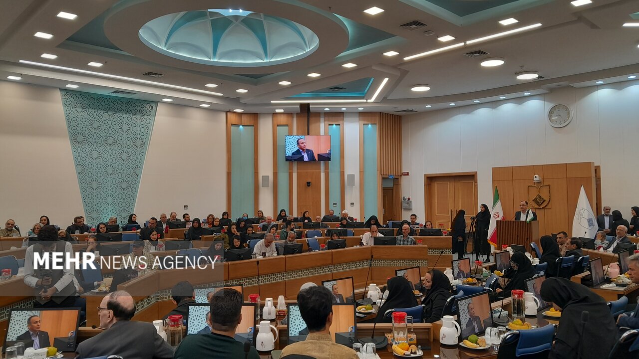دبیرخانه دائمی همایش سلامت و محیط زیست در اصفهان افتتاح شد