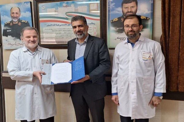 امضای تفاهم نامه بین بسیج جامعه پزشکی و بیمارستان بقیه الله - خبرگزاری مهر ایران و جهان