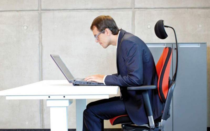 نشستن طولانی و ۸ بلایی که برایتان پیش خواهد آمد - بهار نیوز