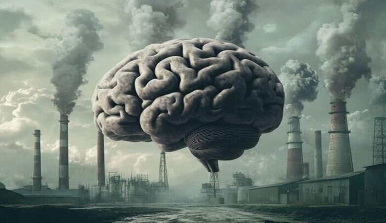 فرسایش روانی در سایه آسمان دودی و خاکستری شهر