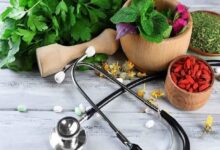 ورود غیرعلمی به عرصه طب ایرانی آسیب به بیماران و بی اعتمادی را به دنبال دارد