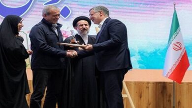 قدردانی از وزیر بهداشت در سومین رویداد جایزه ملی جوانان جمعیت - خبرگزاری مهر ایران و جهان